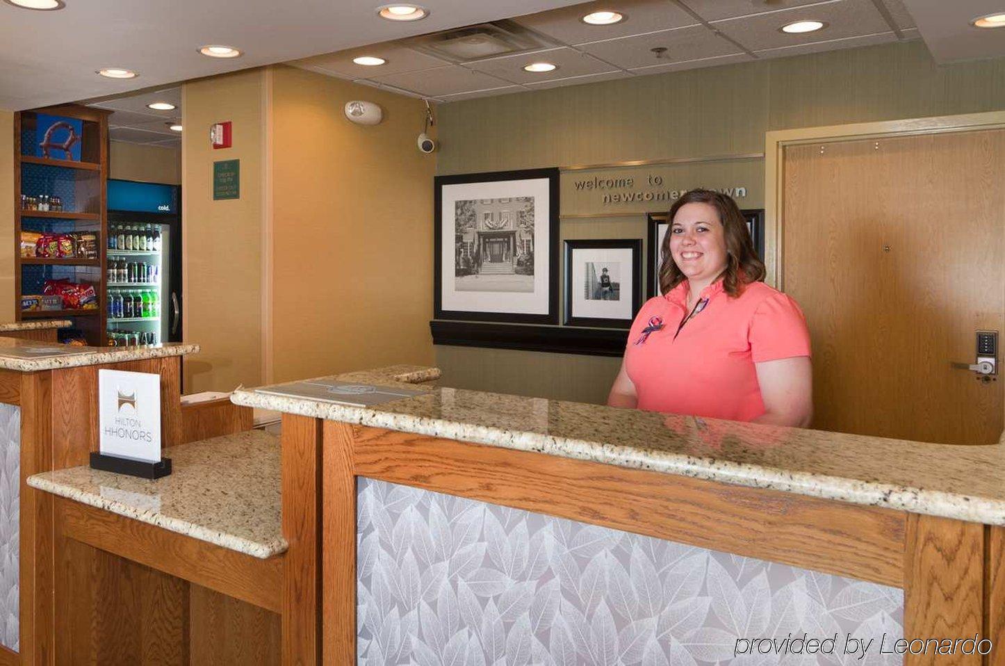 Hampton Inn Newcomerstown Exterior photo