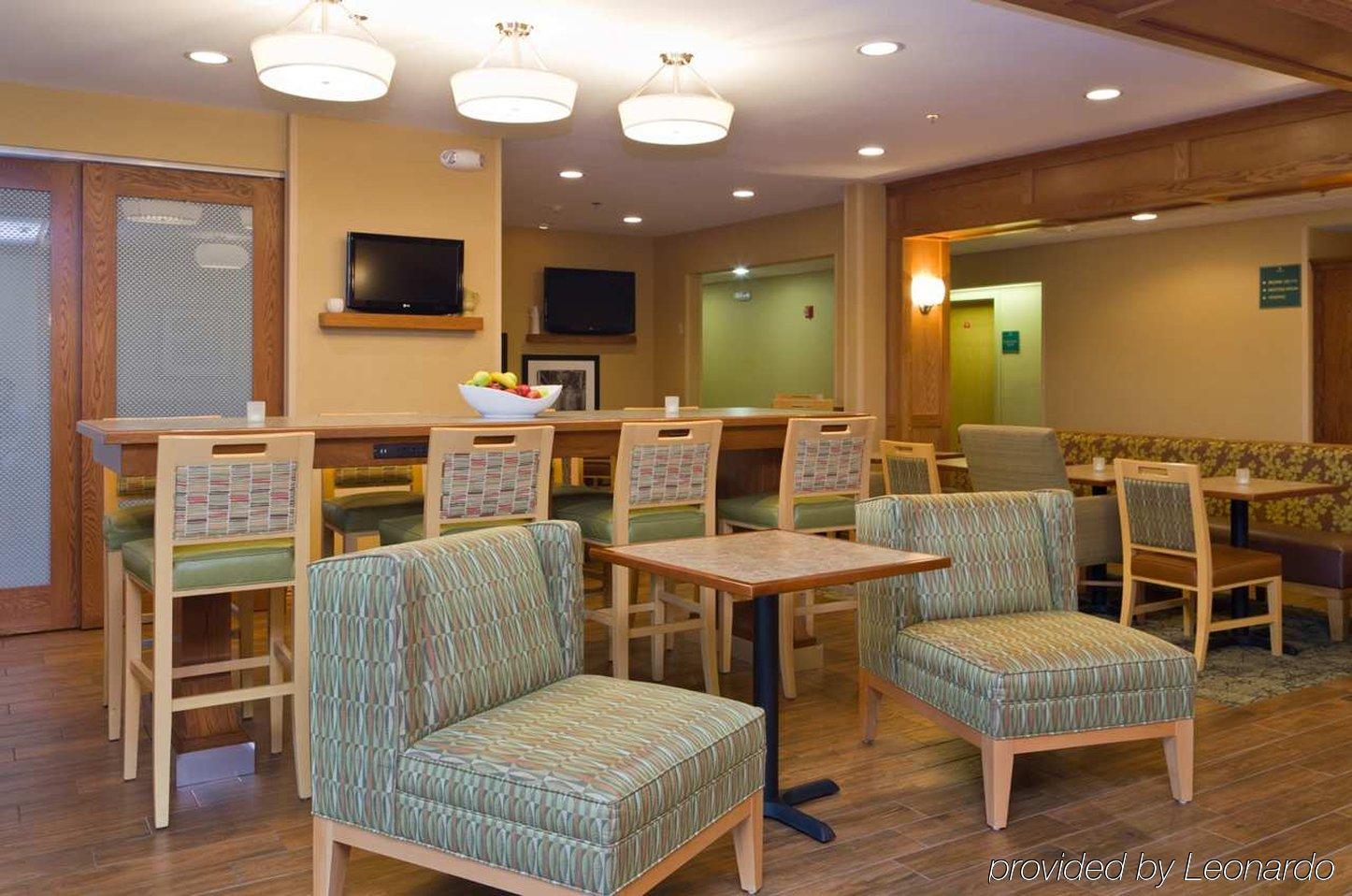 Hampton Inn Newcomerstown Exterior photo
